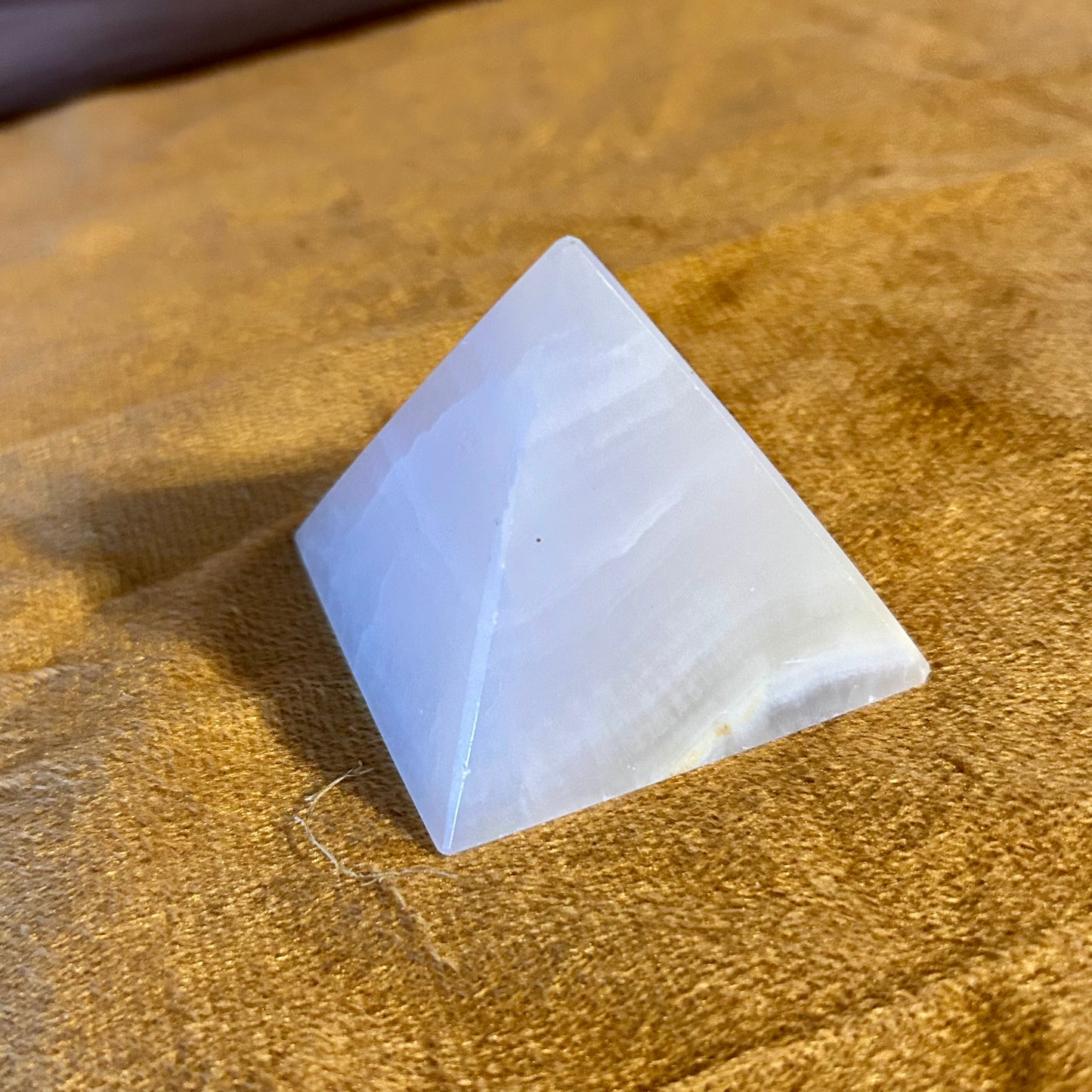 Pink Mangano Pryamid