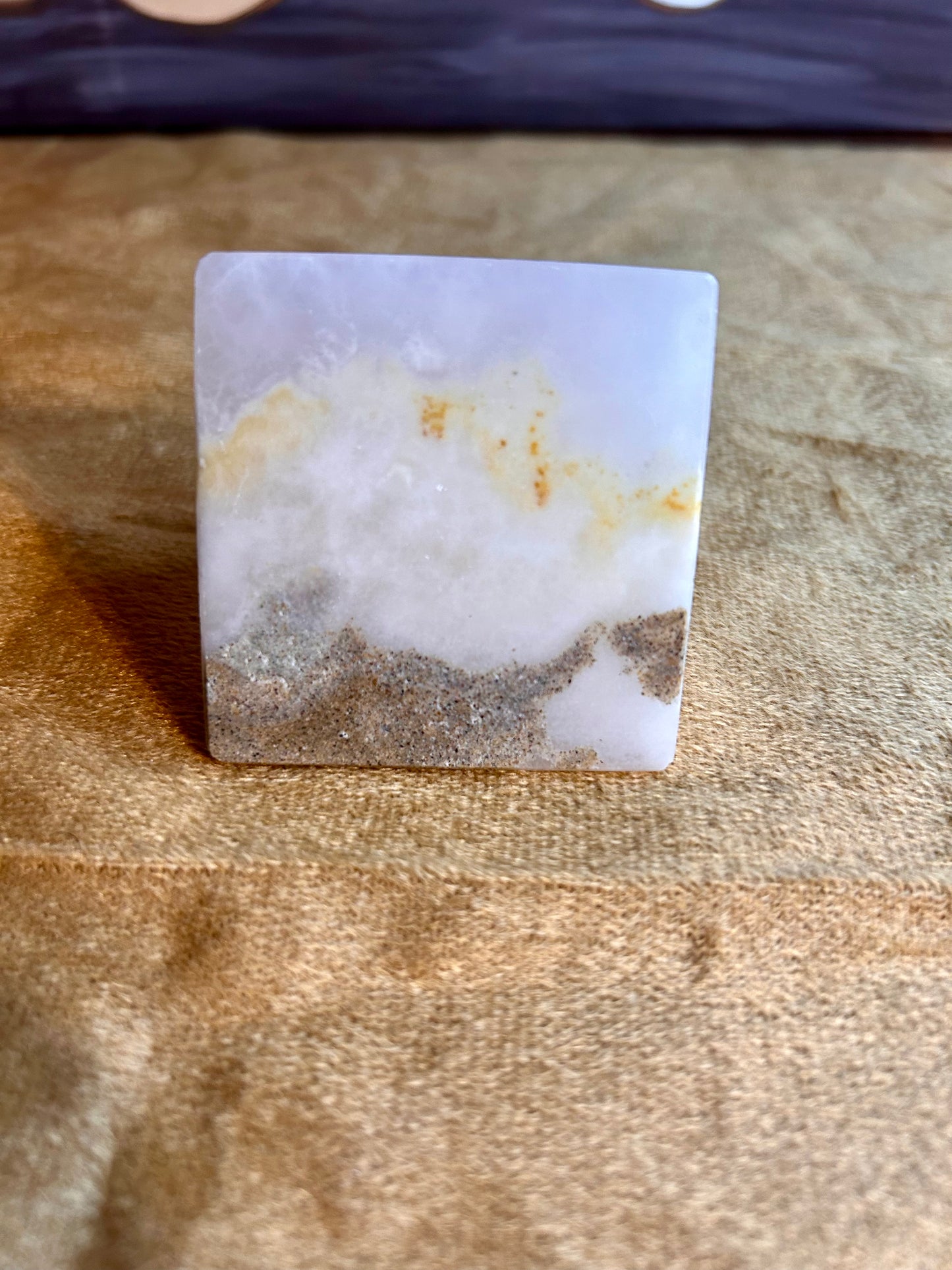 Pink Mangano Pryamid