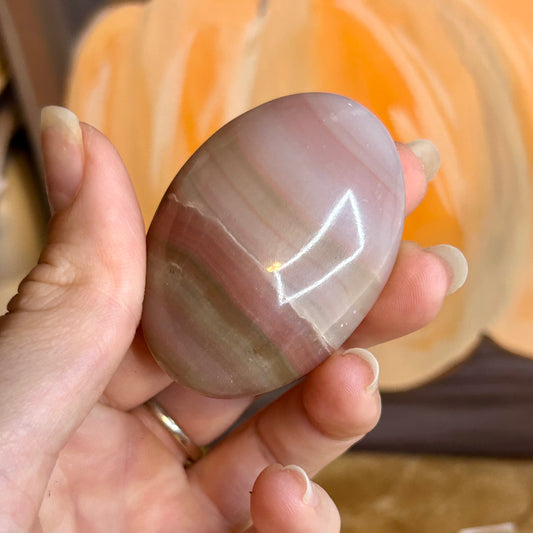 Flower Agate Palm Stone